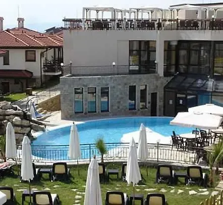 Bay View Villas Kosharitsa