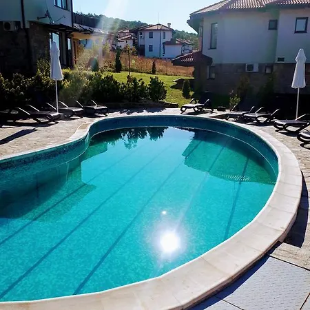 아파트 Bay View Villas Kosharitsa