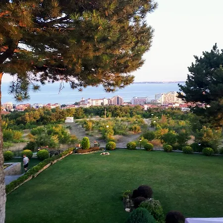 Bay View Villas Kosharitsa