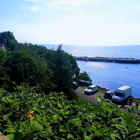 Bay View Villas Kosharitsa *