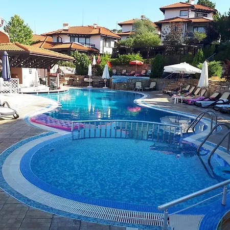 Bay View Villas Kosharitsa